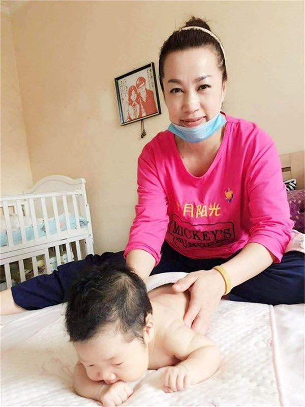 潍坊高密育儿嫂工资多少钱？(图1)